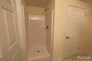 513 26th Ave NE, Hickory, NC 28601 - Photo 34
