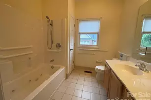 513 26th Ave NE, Hickory, NC 28601 - Photo 22