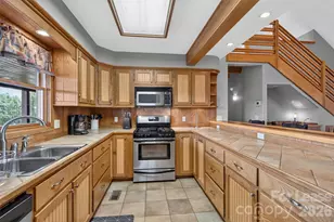 441 Bee Hive Rd, Columbus, NC 28722 - Photo 10