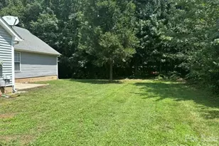9022 Brad Ct, Matthews, NC 28104 - Photo 4