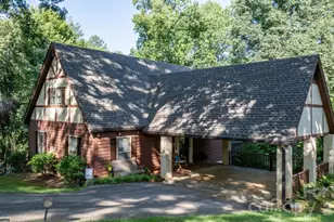 5562 Clearlake Dr, Hickory, NC 28601 - Photo 1