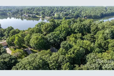 5562 Clearlake Drive, Hickory, NC 28601 - Photo 34