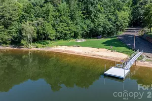 5562 Clearlake Dr, Hickory, NC 28601 - Photo 36