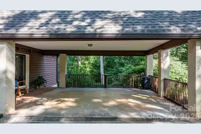 5562 Clearlake Drive, Hickory, NC 28601 - Photo 8