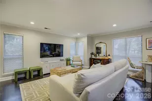 2506 Cranbrook Ln, Charlotte, NC 28207 - Photo 6