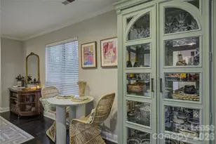 2506 Cranbrook Ln, Charlotte, NC 28207 - Photo 10