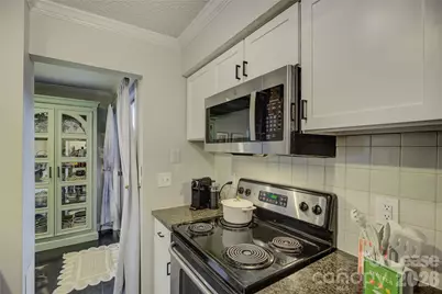 2506 Cranbrook Lane, Charlotte, NC 28207 - Photo 18