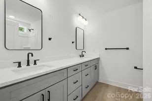 206/208 W Todd Ln, Charlotte, NC 28208 - Photo 22