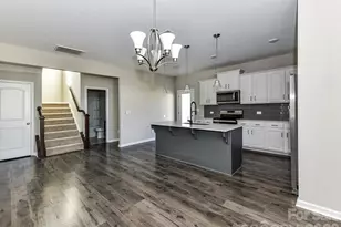 104 Trissy Ct, Statesville, NC 28625 - Photo 16