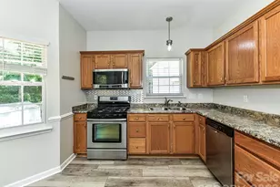 141 Drawbridge Ct, Mooresville, NC 28117 - Photo 8