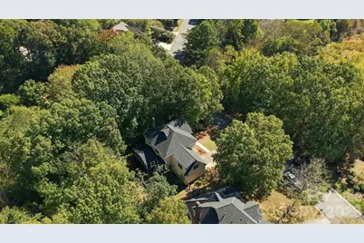410 Whitefriars Lane, Matthews, NC 28105 - Photo 36