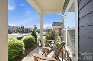 1041 Gradison Dr, Matthews, NC 28104 - Photo 4