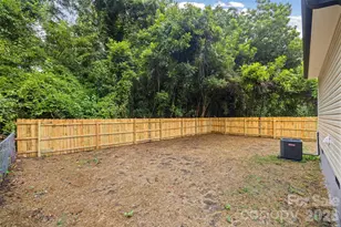 712 Henry Ave, Gastonia, NC 28052 - Photo 16