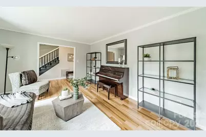 5815 Chapel Creek Court, Charlotte, NC 28226 - Photo 6