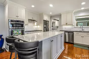 13 Ashley Rd, Asheville, NC 28805 - Photo 12