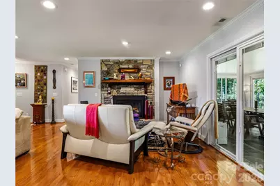 13 Ashley Road, Asheville, NC 28805 - Photo 8