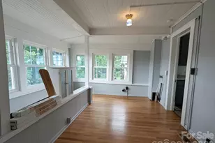 303 Bouchelle St, Morganton, NC 28655 - Photo 18