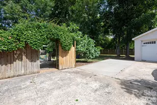4031 Langhorne Ave, Charlotte, NC 28205 - Photo 26