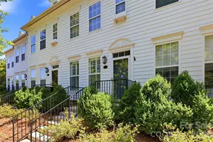 312 Park Square Pl, Matthews, NC 28105 - Photo 2