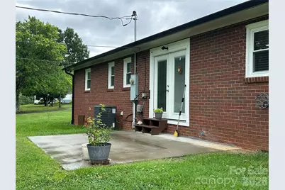 1807 Forest Hills Park SW, Lenoir, NC 28645 - Photo 32