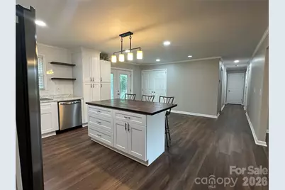 1807 Forest Hills Park SW, Lenoir, NC 28645 - Photo 6