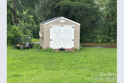 1807 Forest Hills Park SW, Lenoir, NC 28645 - Photo 30