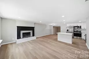 8114 Holly Hill Rd, Charlotte, NC 28227 - Photo 2