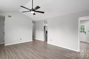 3320 Whitebridge Ln, Charlotte, NC 28262 - Photo 6