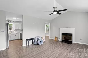 3320 Whitebridge Ln, Charlotte, NC 28262 - Photo 8