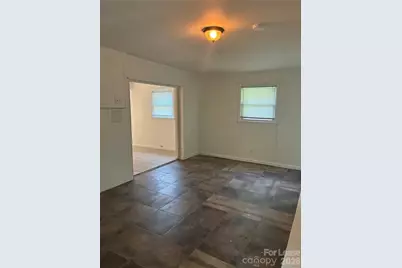 2334 Senior Drive, Charlotte, NC 28216 - Photo 10