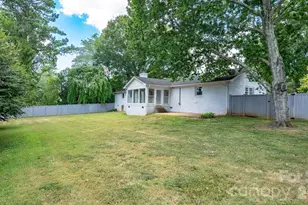 2222 Kings Dr, Gastonia, NC 28056 - Photo 32