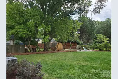 1338 Dresden Drive W, Charlotte, NC 28205 - Photo 14