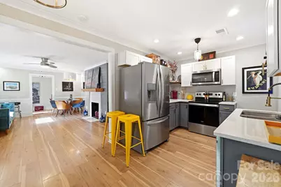 2137 Highland Street, Charlotte, NC 28208 - Photo 10