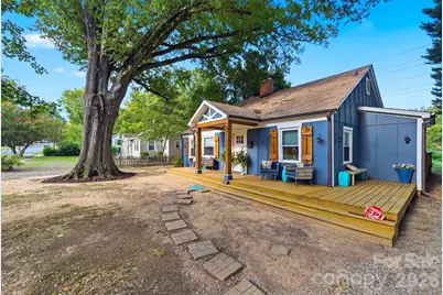 2137 Highland Street, Charlotte, NC 28208 - Photo 2
