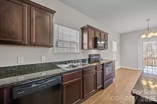 115 Lookout Point Pl, Mooresville, NC 28115 - Photo 24
