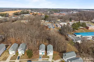 115 Lookout Point Pl, Mooresville, NC 28115 - Photo 16