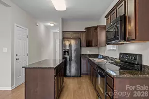 115 Lookout Point Pl, Mooresville, NC 28115 - Photo 22