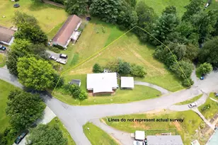 105 Short Meadow Dr, Candler, NC 28715 - Photo 4