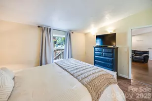 105 Short Meadow Dr, Candler, NC 28715 - Photo 14