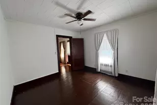 44 Ellis St, Marion, NC 28752 - Photo 6