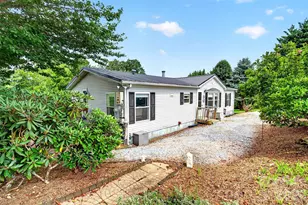 26 Sweet Briar Path Way, Hendersonville, NC 28792 - Photo 2