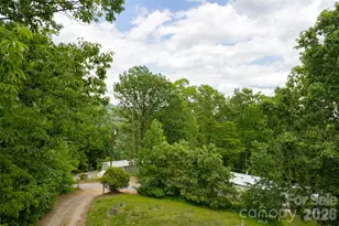 30 Gertrude Ln, Candler, NC 28715 - Photo 8