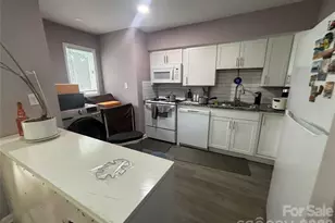 1920 Countrymens Ct, Charlotte, NC 28210 - Photo 2
