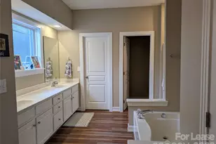 20207 Colony Point Ln, Cornelius, NC 28031 - Photo 16