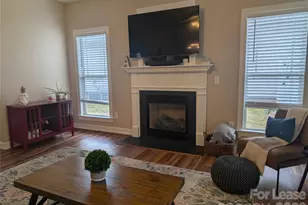 20207 Colony Point Ln, Cornelius, NC 28031 - Photo 4