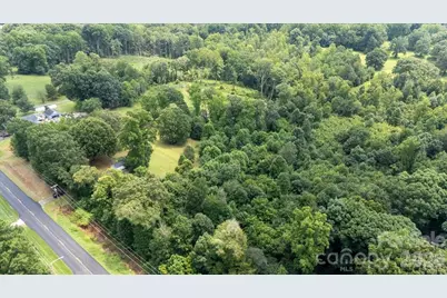1751 W Nc 10 Highway, Newton, NC 28658 - Photo 36
