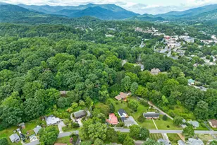 152 E Marshall St, Waynesville, NC 28786 - Photo 44
