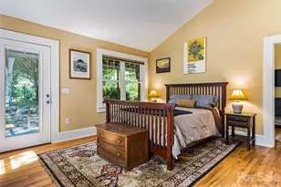 152 E Marshall St, Waynesville, NC 28786 - Photo 20