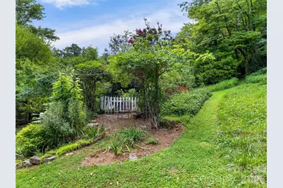 152 E Marshall Street, Waynesville, NC 28786 - Photo 40