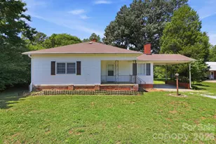 2747 Old Mocksville Rd, Salisbury, NC 28144 - Photo 2
